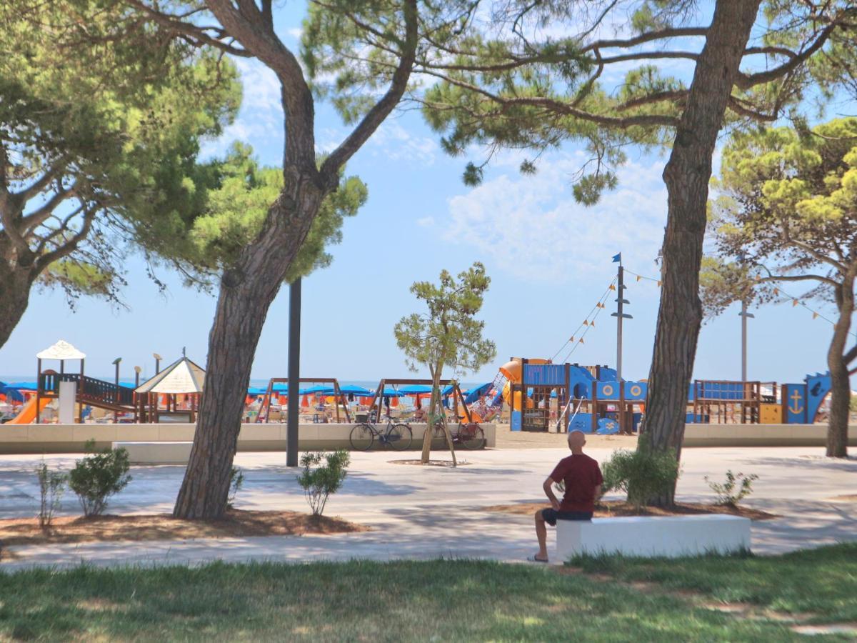 Letizia Apartment Lignano Sabbiadoro Ngoại thất bức ảnh