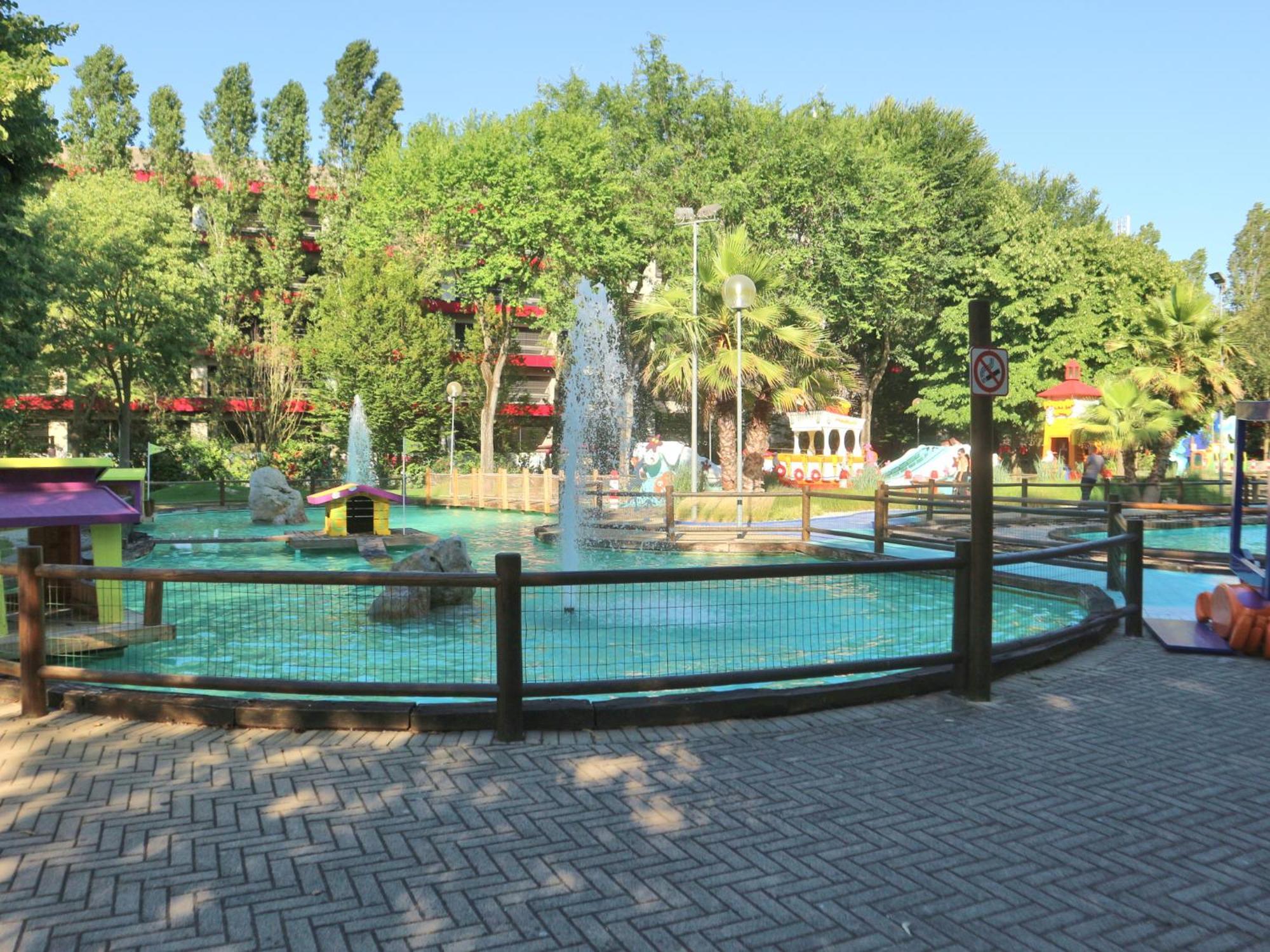 Letizia Apartment Lignano Sabbiadoro Ngoại thất bức ảnh